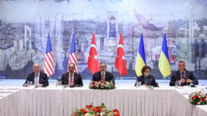A Istanbul i negoziati Russia-Ucraina. Kiev: ‘La priorità è la tregua incondizionata’. Trump: “Voglio incontrare Putin appena possibile”