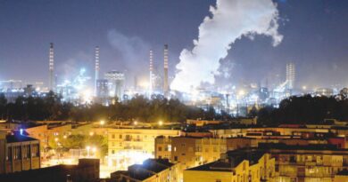 Ilva, sciopero di 4 ore nelle fabbriche mercoledì: “Il prezzo delle scelte non lo pagano gli operai”