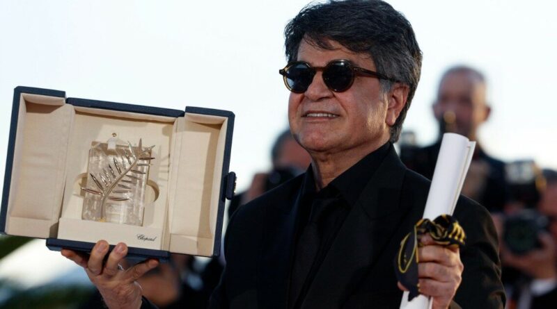“La cosa più importante è la libertà dell’Iran”, l’appello del regista dissidente Panahi a Cannes