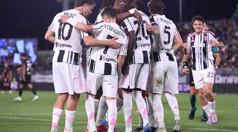 Venezia-Juventus 2-2 LIVE: Haps con deviazione di Savona