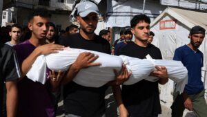Israele, notizie da Gaza. Ordine di sgombero a Khan Younis: l’Idf: “Operazione senza precedenti”
