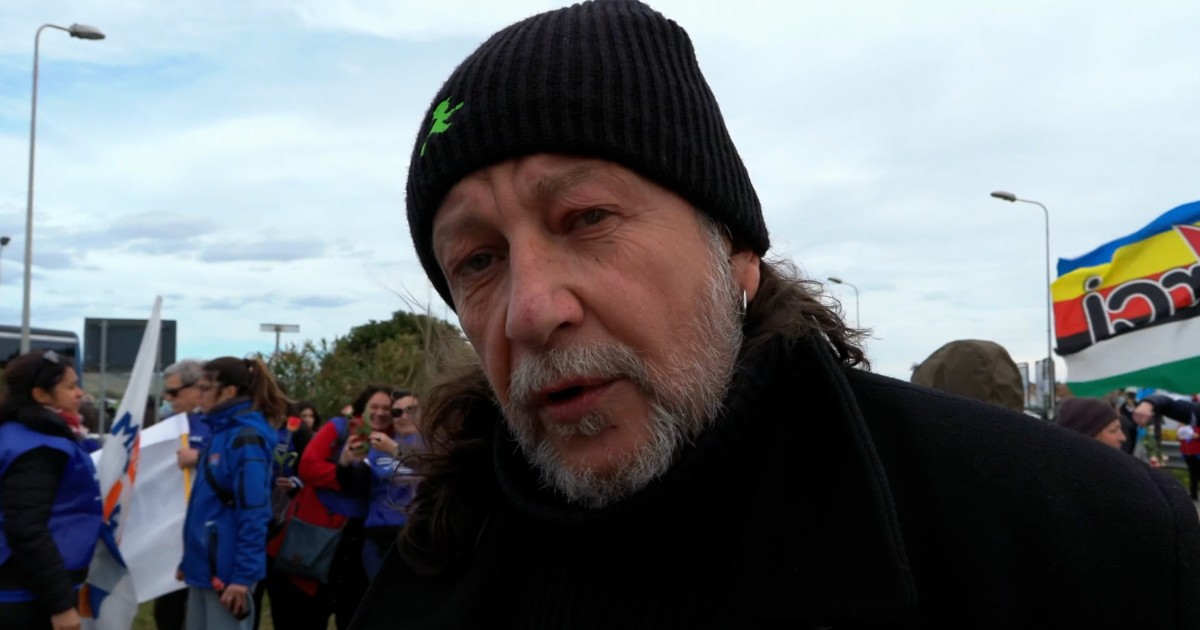 Rinviato a giudizio l’equipaggio della Mare Jonio: “Profitto su migranti salvati”. Casarini: “È un processo ai soccorsi”
