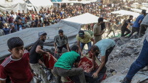 Medio Oriente: ‘A Gaza è l’inferno’, Londra valuta sanzioni a Israele