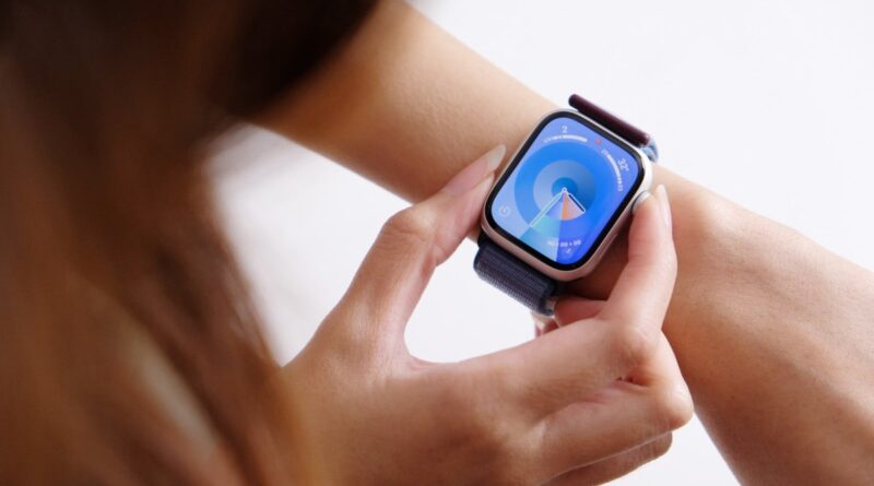 In arrivo il primo smartphone Android compatibile con Apple Watch