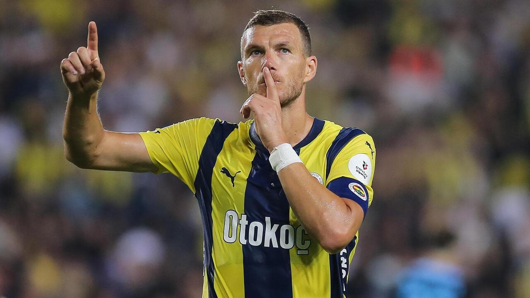 Calciomercato, le notizie di oggi: la Fiorentina chiude per Dzeko, Xhaka dice sì al Milan