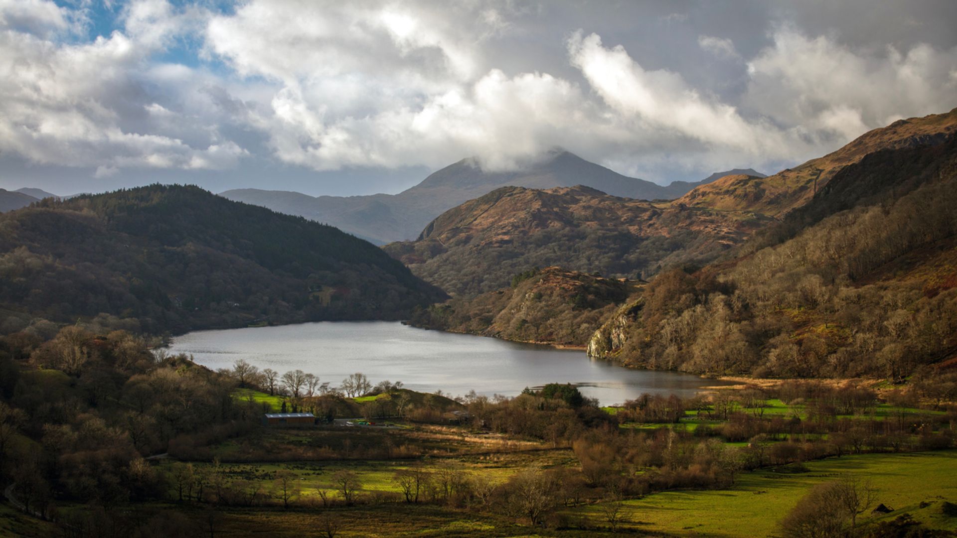 Sorelle annegate in piscine nel Parco Nazionale di Eryri (Snowdonia), l’inchiesta ha dichiarato