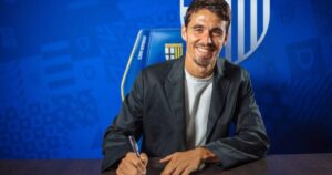 Carlos Cuesta è il nuovo allenatore del Parma: chi è e quali esperienze ha il 29enne con la panchina nel destino