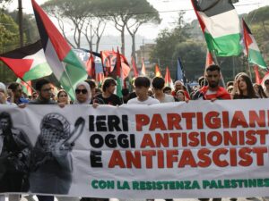 Le toghe rosse in piazza con i pro Pal