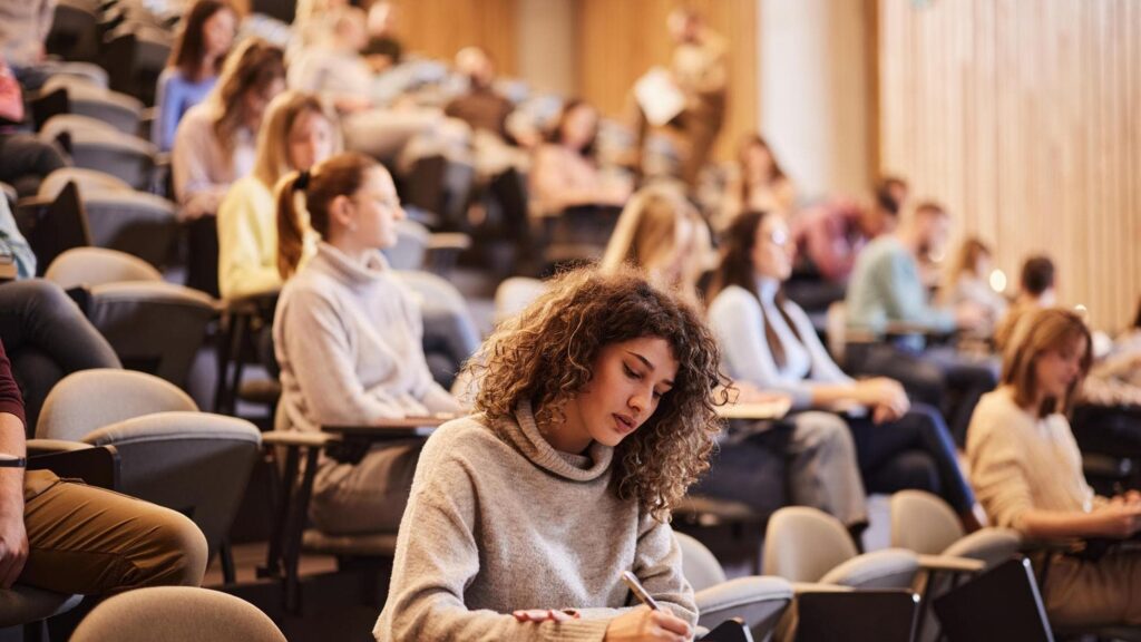 Medicina, oggi al via le iscrizioni: per la prima volta niente ingresso a numero chiuso