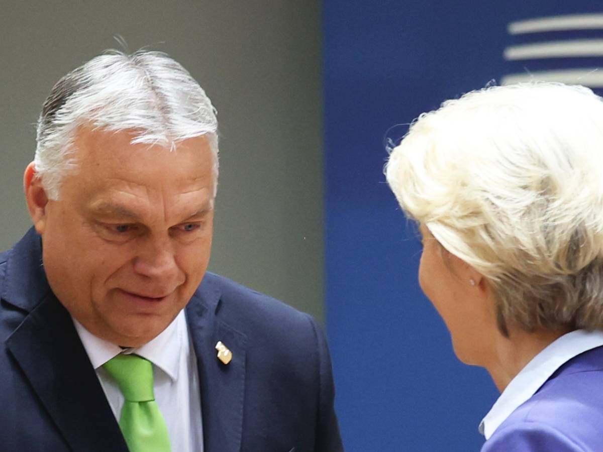“Consenti il Pride”, “Non interferire”. Scintille tra von der Leyen e Orban