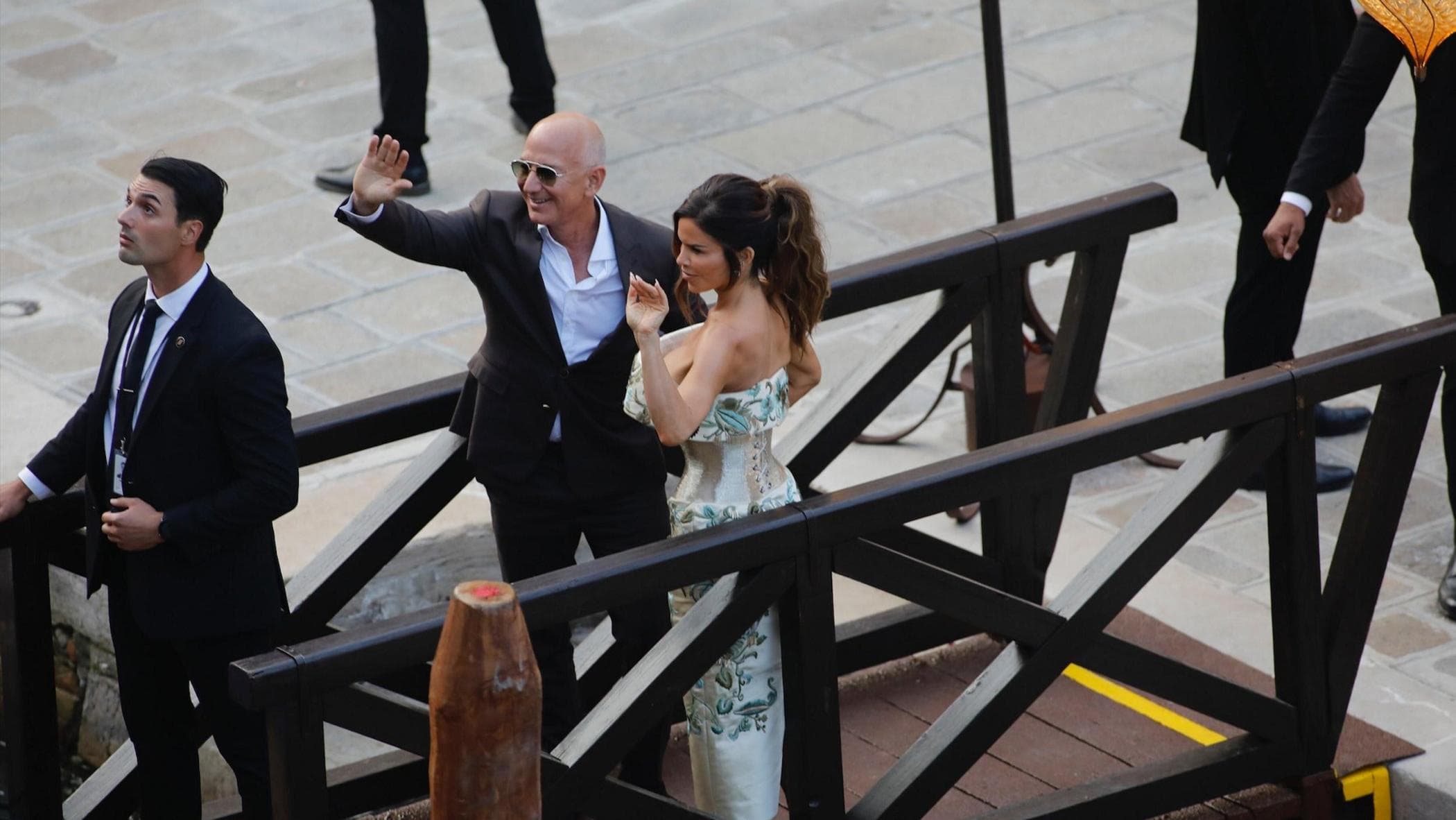 Il matrimonio Bezos e Sanchez a Venezia, oggi il sì. Bezos: “Venezia, città immaginaria