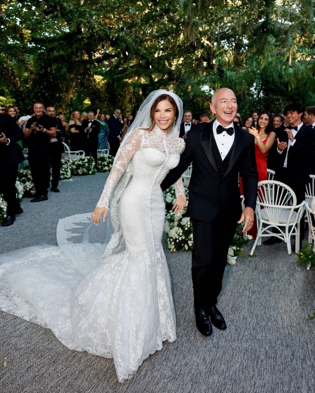 Jeff Bezos e Lauren Sánchez Bezos si sono sposati ufficialmente a Venezia