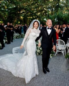 Jeff Bezos e Lauren Sánchez Bezos si sono sposati ufficialmente a Venezia