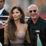 Charlize Theron, Rosie O’Donnell e altri hanno parole dure per il matrimonio “disgustoso” di Jeff Bezos