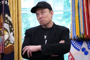 Elon Musk affronta un’altra settimana difficile