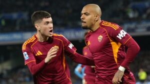 Il Napoli riprende due volte la Roma, pari al Maradona FOTO