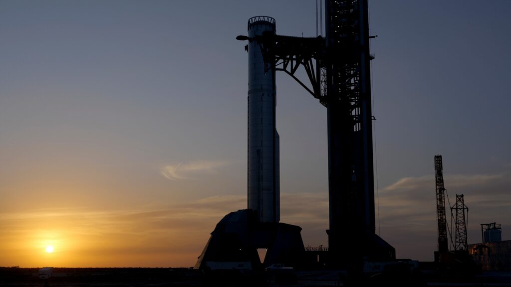 Il dodicesimo lancio del razzo spaziale SpaceX Starship è atteso per aprile, Super Heavy Booster 19 ha completato nuovi test