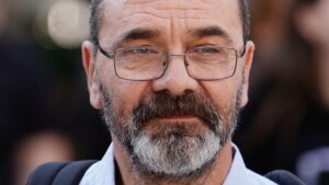 La condanna per stupro per cui un uomo innocente è stato incarcerato è “due decenni troppo tardi”, ammette la polizia